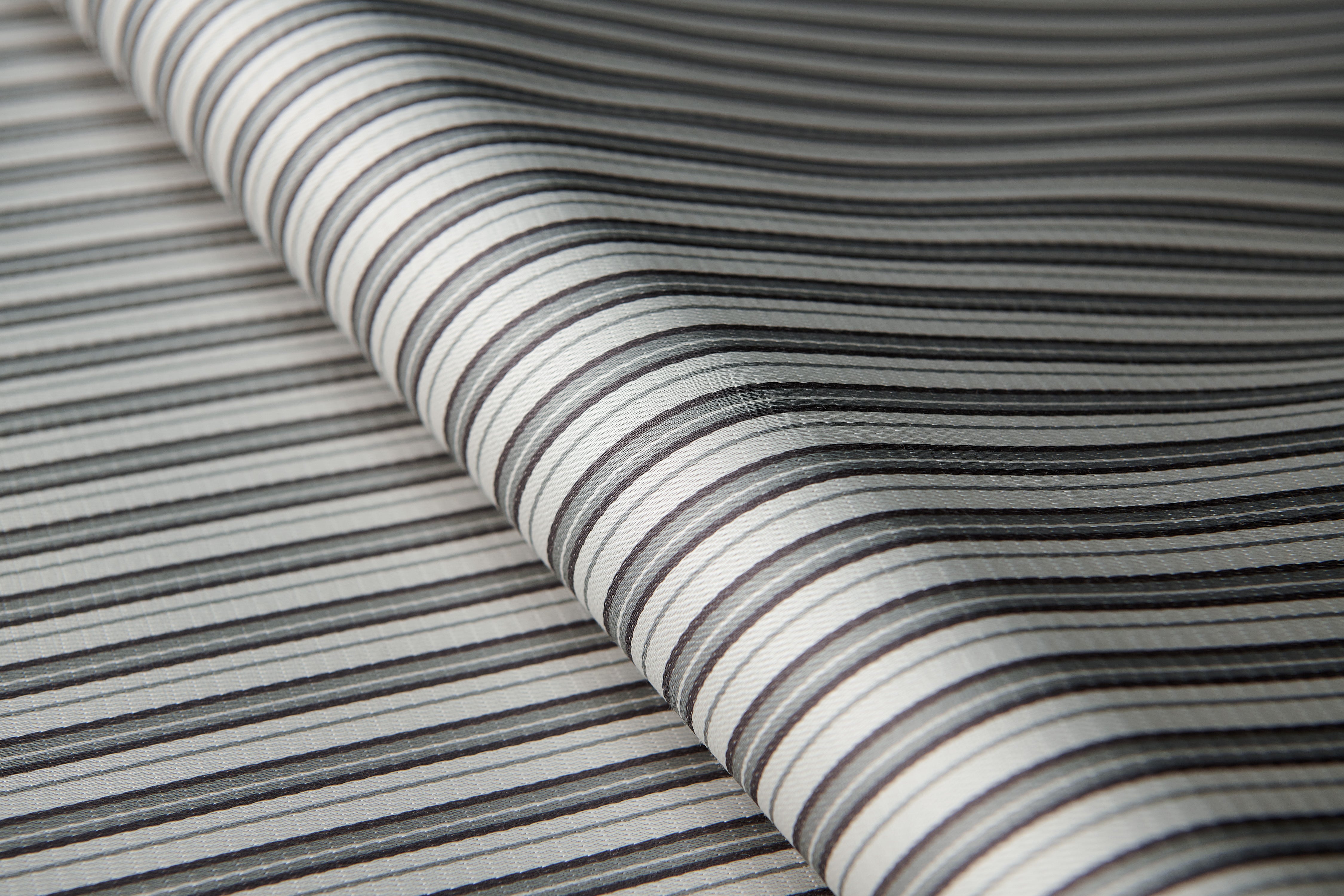 MINIMAL GREY STRIPE 03