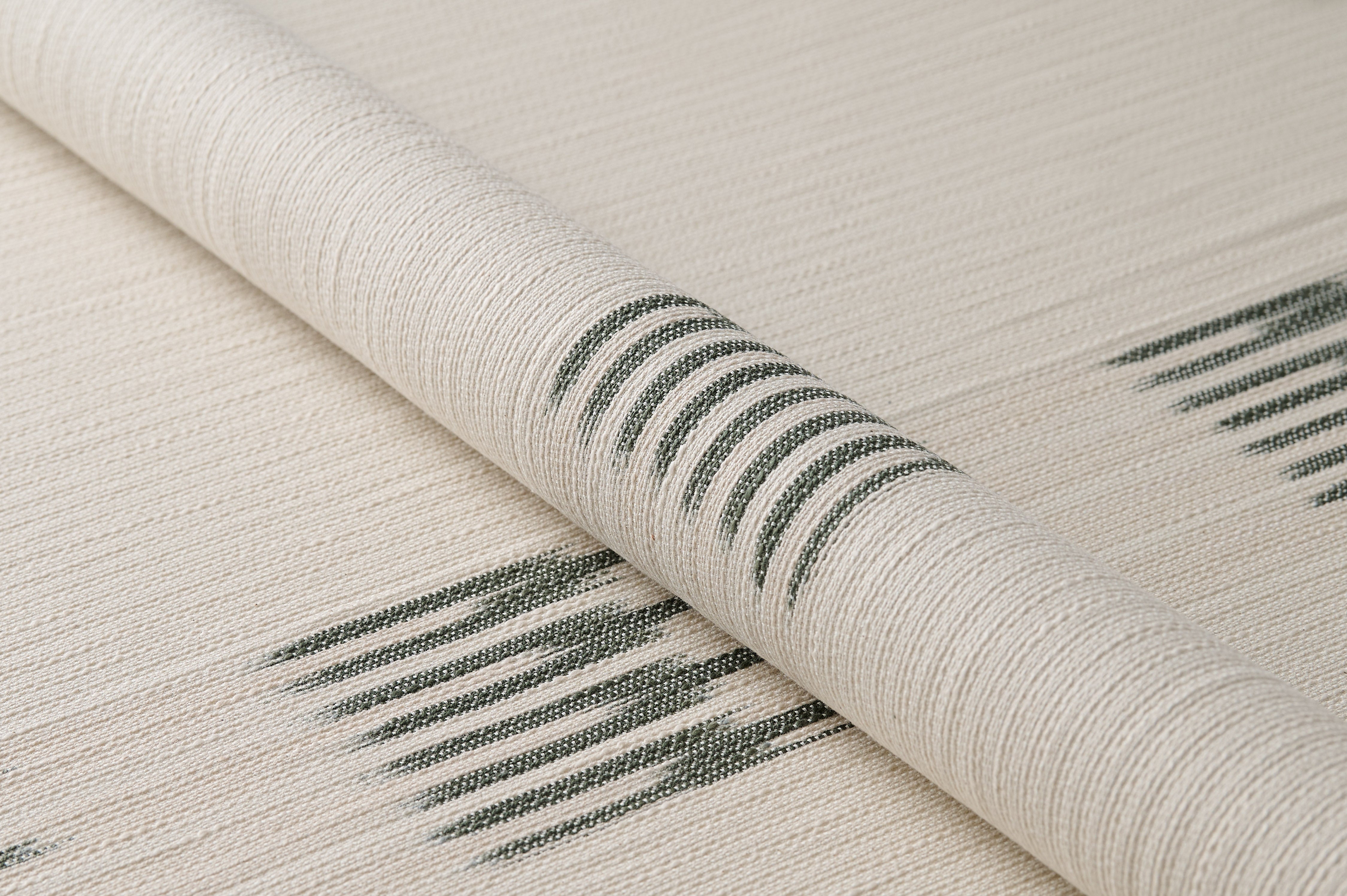 GREEN GREEN PESHTAMAL IKAT